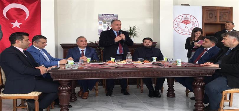 BEYKOZLU ARICILAR VE ÇİFTÇİLERE SERTİFİKA VERİLDİ