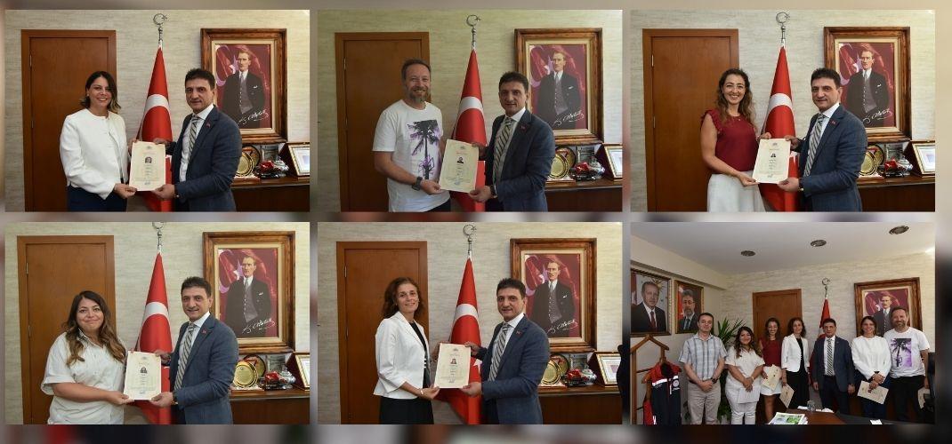 ​İL MÜDÜRLÜĞÜMÜZ GIDA VE YEM ŞUBE MÜDÜRLÜĞÜ EĞİTİCİLERİNE BAŞARI BELGELERİ TAKDİM EDİLDİ